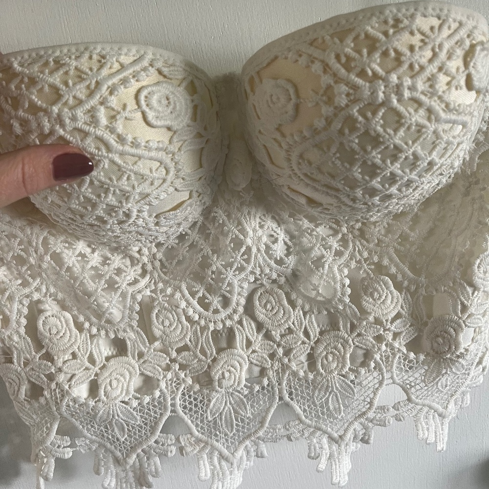 White push-up bralette corset